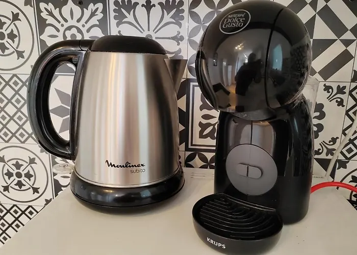 Nid Douillet Aux Portes De Nancy * Varangéville